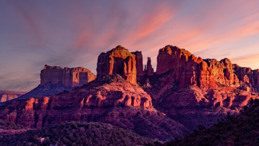 Cathedral Rock at Lovers Knoll