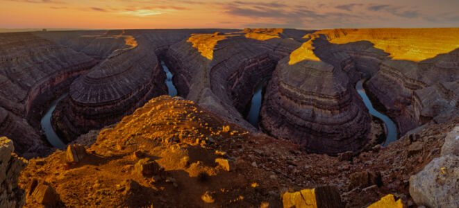 Sunrise Dissipates Golden Hour at the Goosenecks